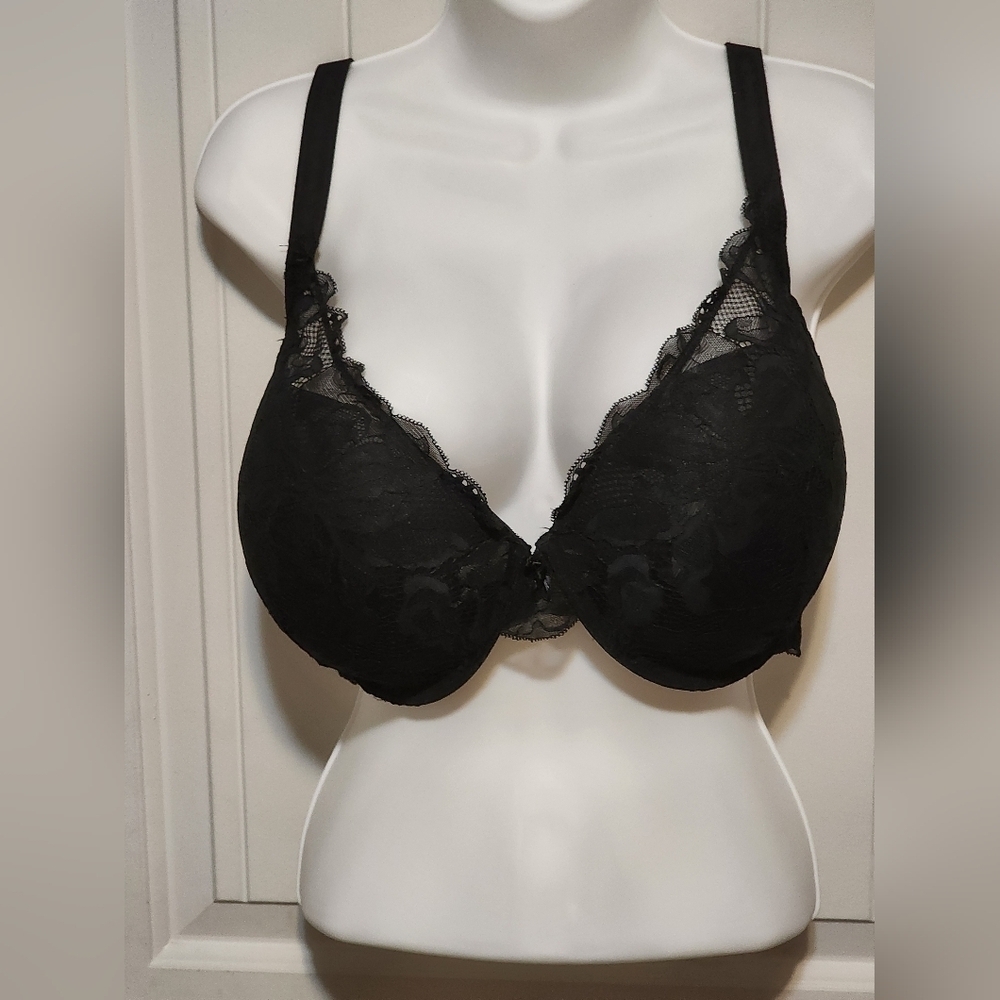Black Lace Trim Underwire Bra